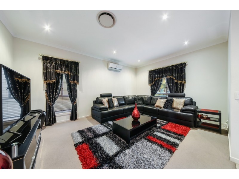 4 Pressland Street, Carseldine QLD 4034