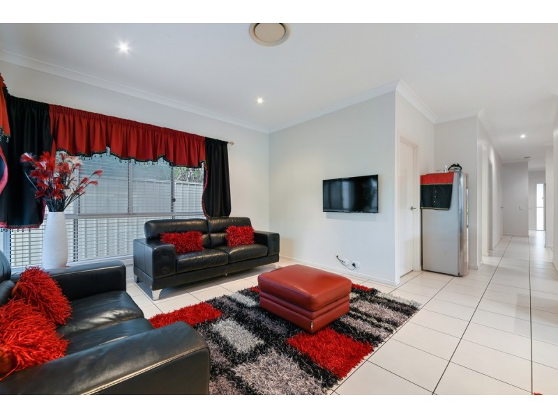 4 Pressland Street, Carseldine QLD 4034