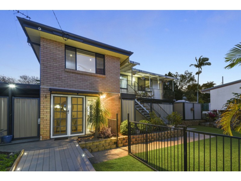 24 Gordon Road, Ferny Hills QLD 4055