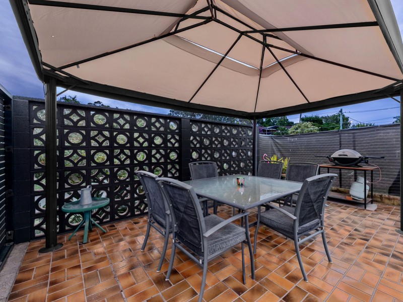 32 Redbourne Street, Chermside West QLD 4032