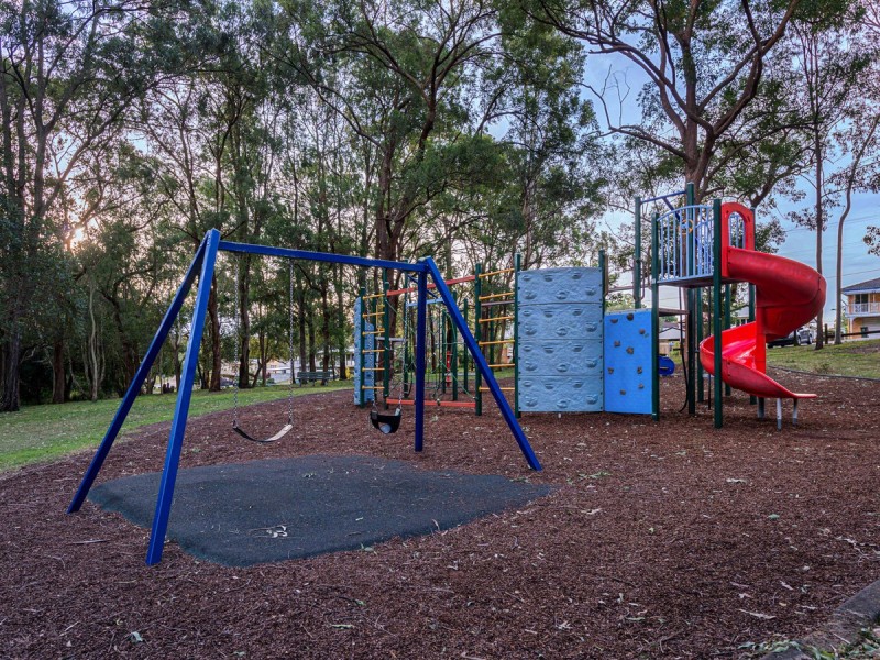 32 Redbourne Street, Chermside West QLD 4032