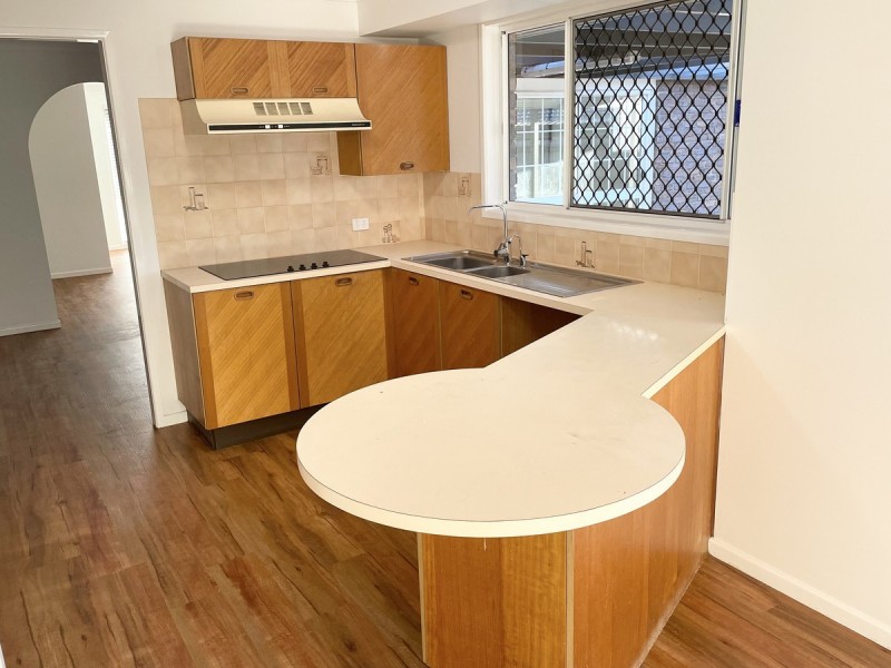4 Hylacola Street, Albany Creek QLD 4035