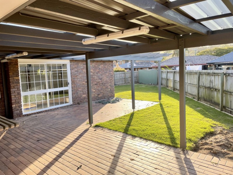 4 Hylacola Street, Albany Creek QLD 4035