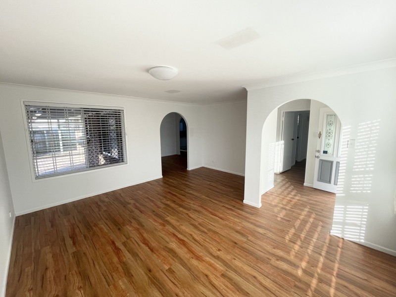4 Hylacola Street, Albany Creek QLD 4035