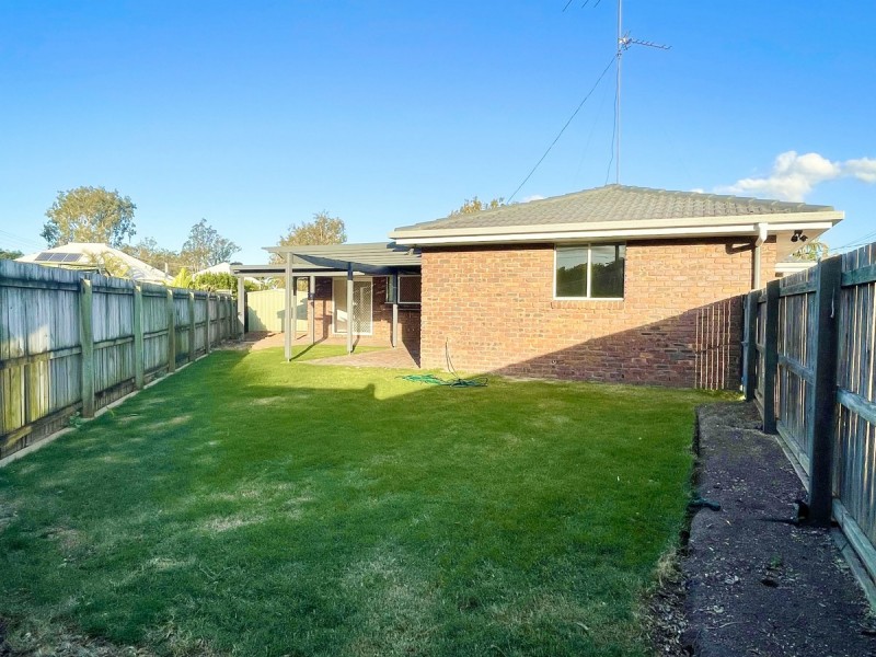 4 Hylacola Street, Albany Creek QLD 4035