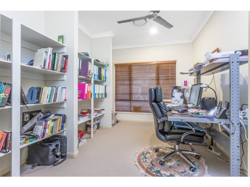 42 Dannenberg Street, Carseldine QLD 4034