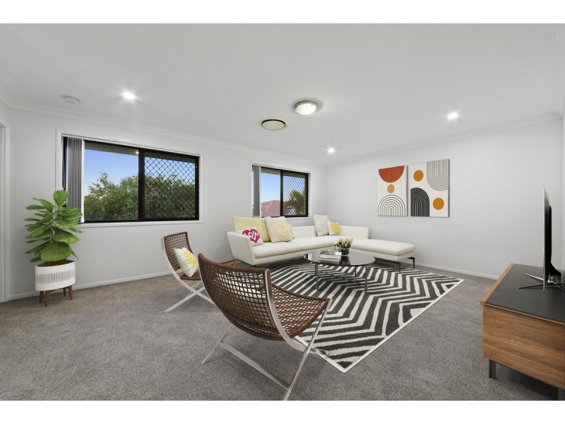 18 Crowcombe Place, Carseldine QLD 4034