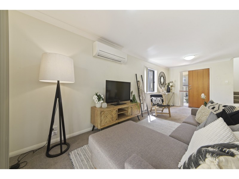 1/121 Albany Creek Road, Aspley QLD 4034