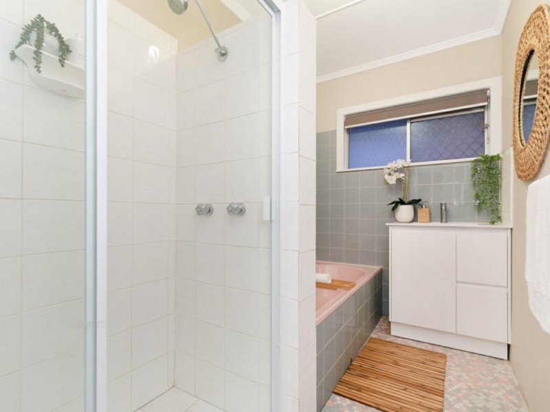 35 Bramcote Street, Chermside West QLD 4032
