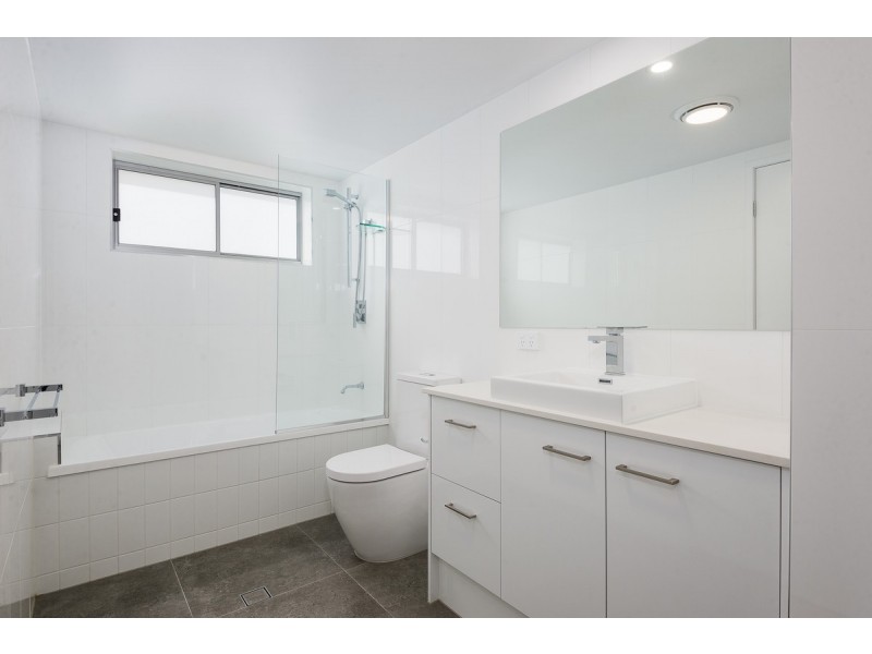 65 Reinhold Crescent, Chermside QLD 4032