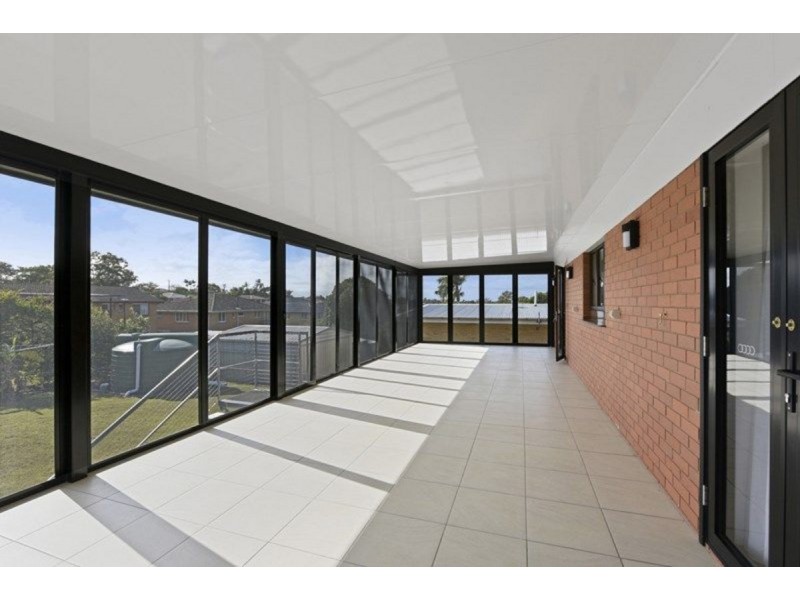 9 Graymond Street, Chermside West QLD 4032