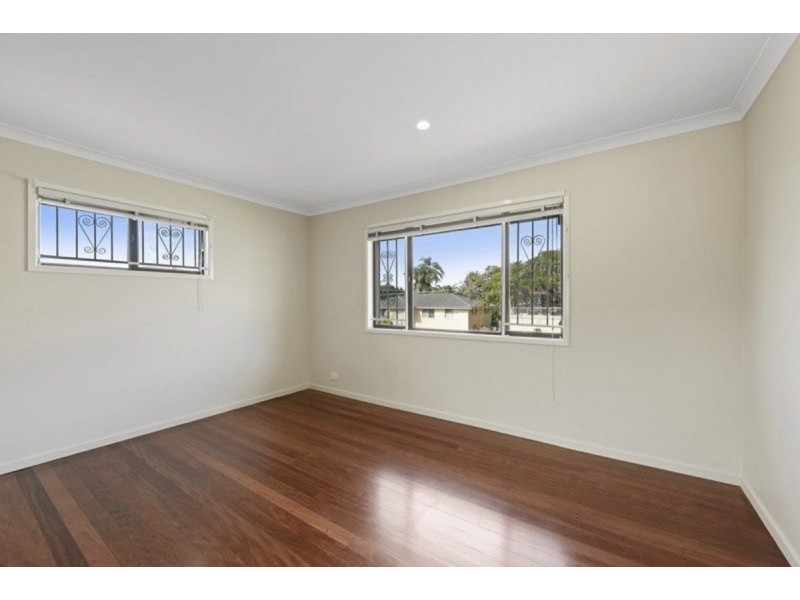 9 Graymond Street, Chermside West QLD 4032