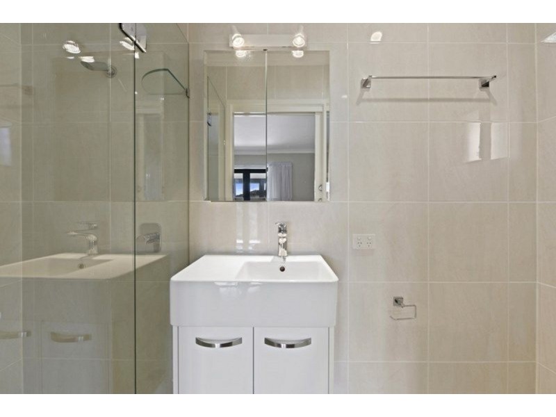 9 Graymond Street, Chermside West QLD 4032