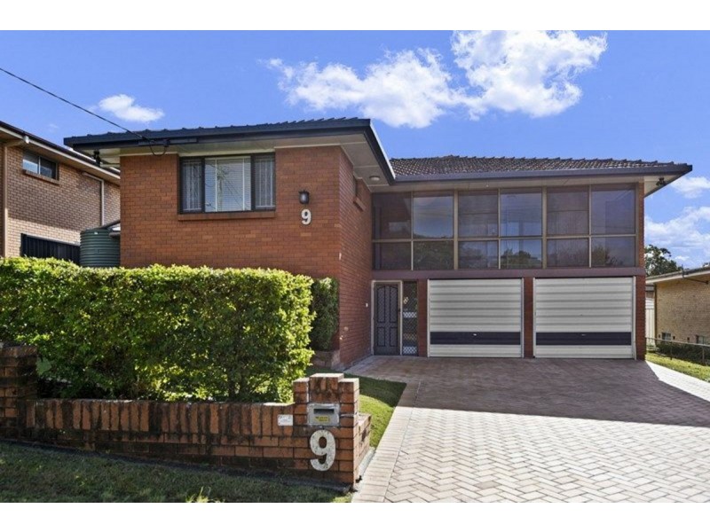 9 Graymond Street, Chermside West QLD 4032