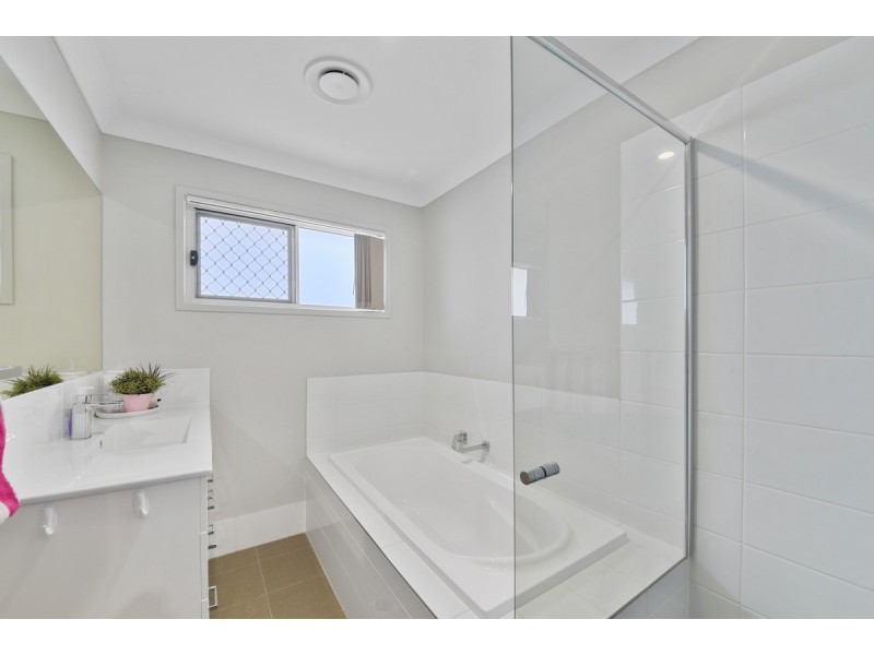 27/33 Lacey Road, Carseldine QLD 4034
