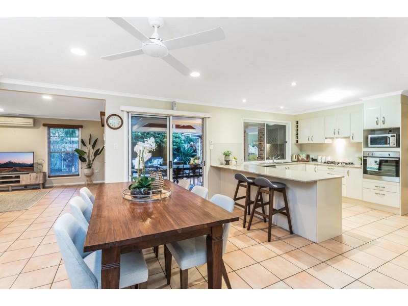 36 Bangalow Street, Bridgeman Downs QLD 4035