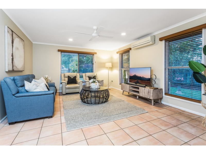 36 Bangalow Street, Bridgeman Downs QLD 4035