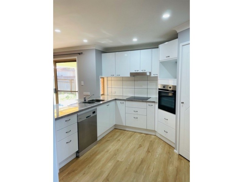 9 Ewan Place, Bracken Ridge QLD 4017