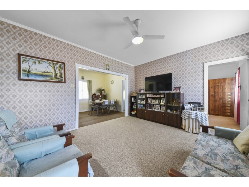 24 Lloyd Street, Brighton QLD 4017