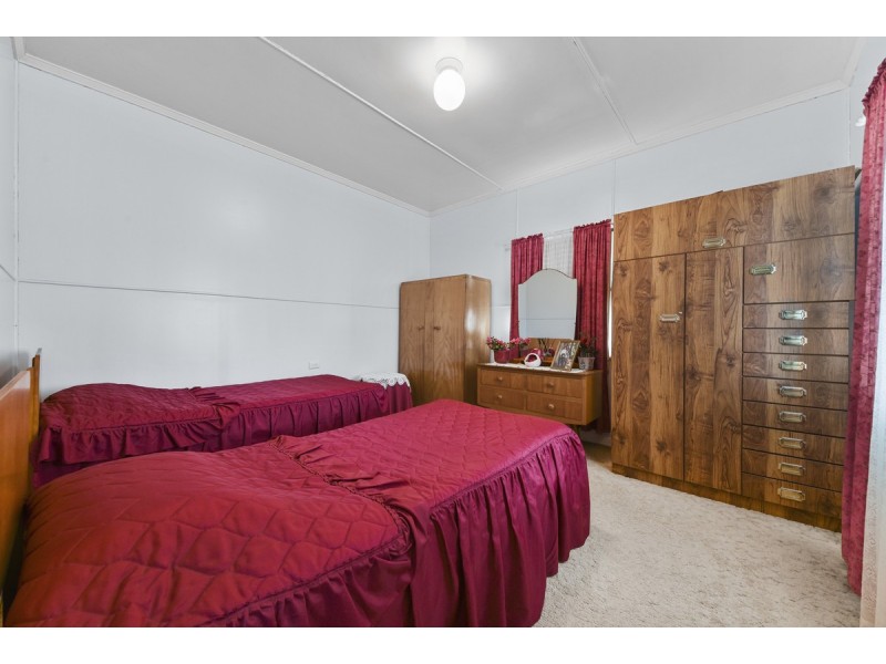 24 Lloyd Street, Brighton QLD 4017