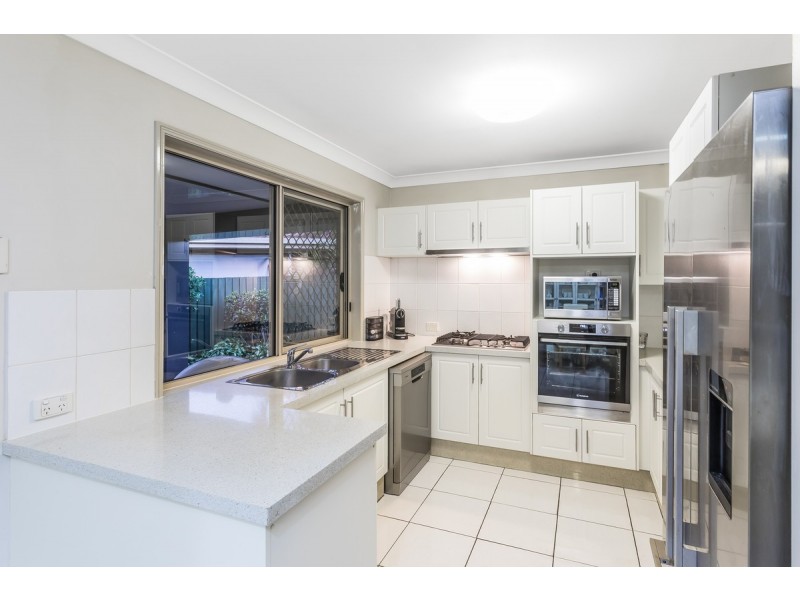 53 Silkyoak Circuit, Fitzgibbon QLD 4018