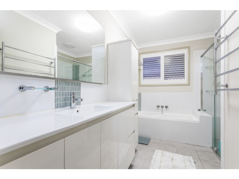 53 Silkyoak Circuit, Fitzgibbon QLD 4018