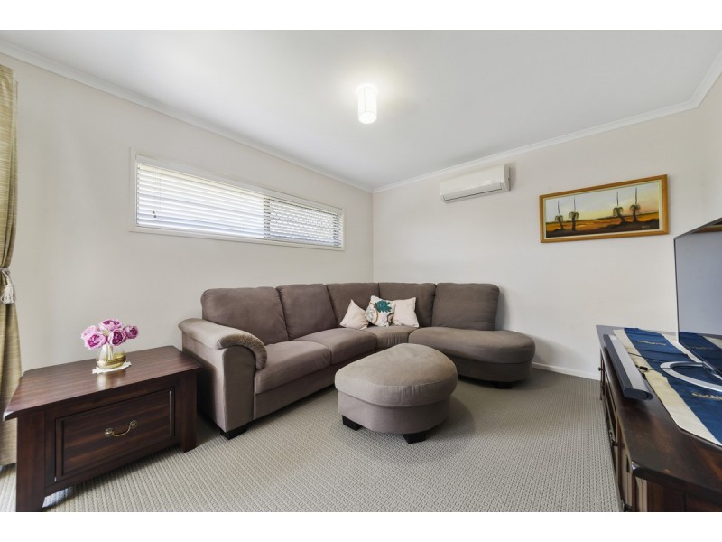 27 Rowallan Street, Warner QLD 4500