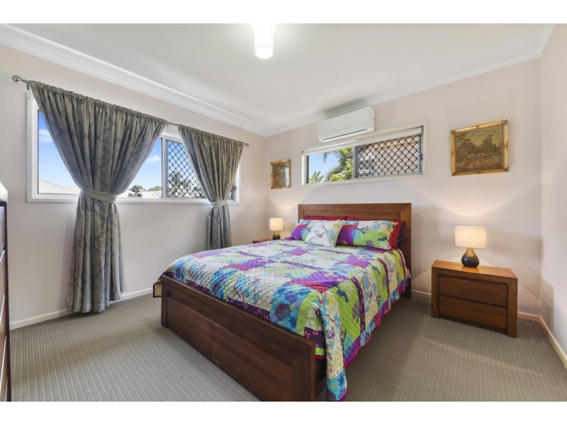 27 Rowallan Street, Warner QLD 4500