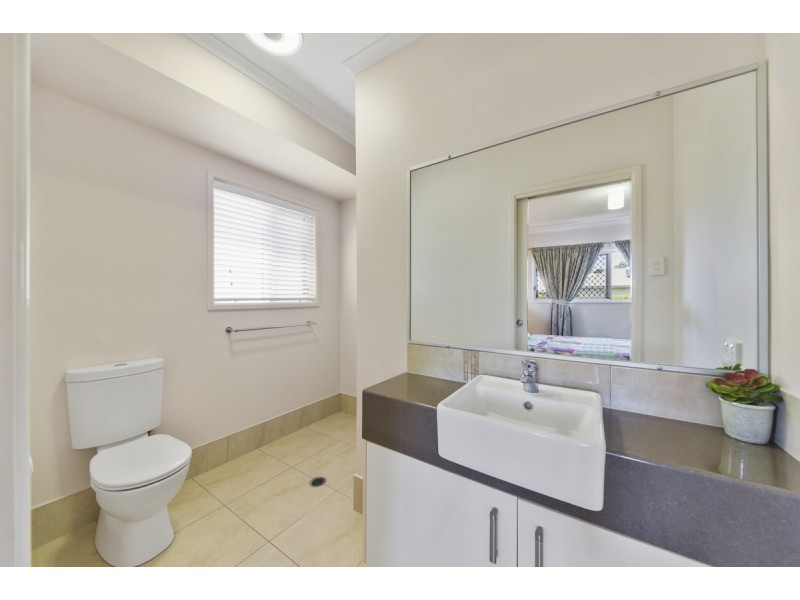 27 Rowallan Street, Warner QLD 4500