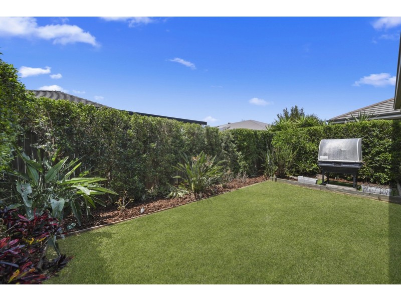 27 Rowallan Street, Warner QLD 4500