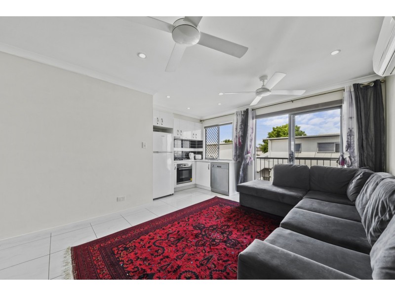 15 Broadwater Lane, Fitzgibbon QLD 4018