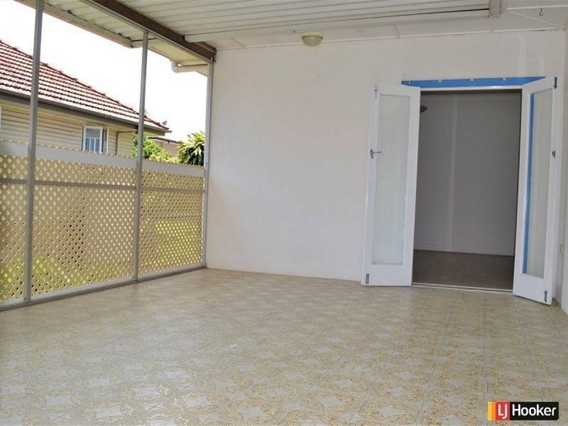 21 Western Avenue, Chermside QLD 4032