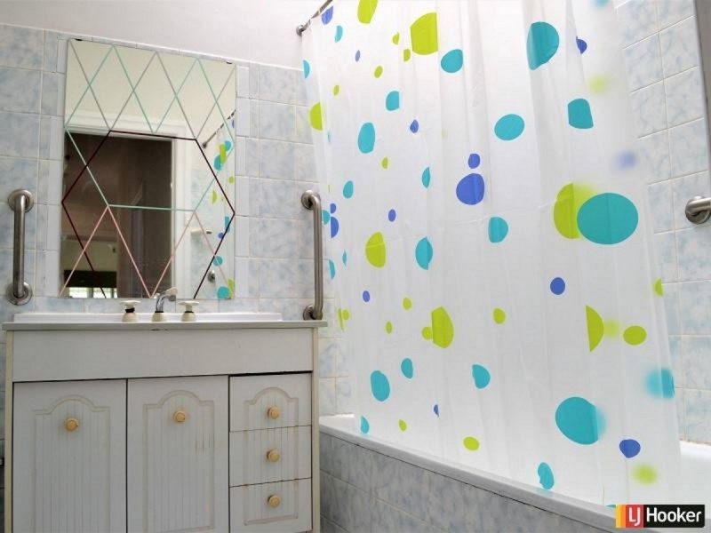 21 Western Avenue, Chermside QLD 4032