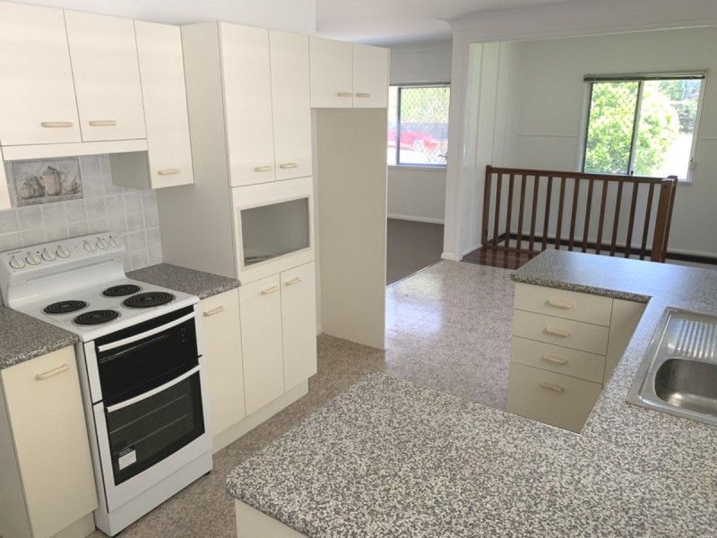 28 Curwen Terrace, Chermside QLD 4032