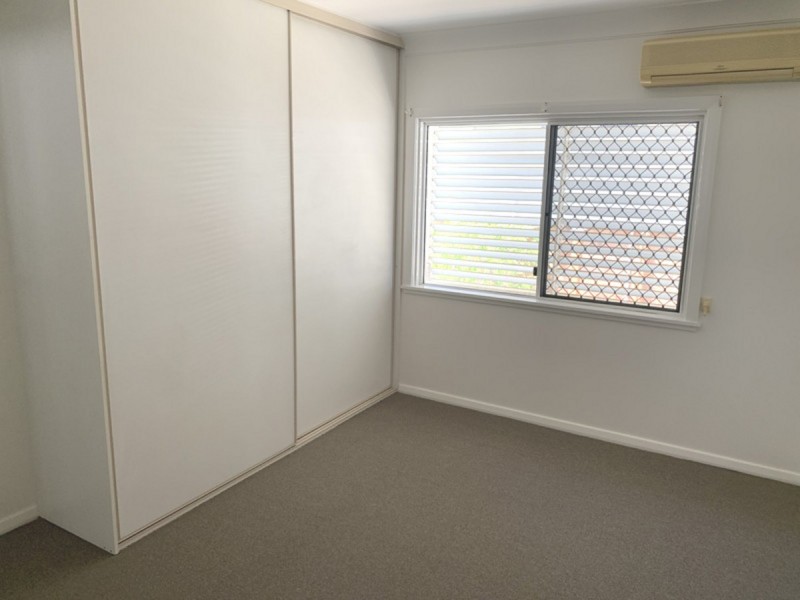 28 Curwen Terrace, Chermside QLD 4032