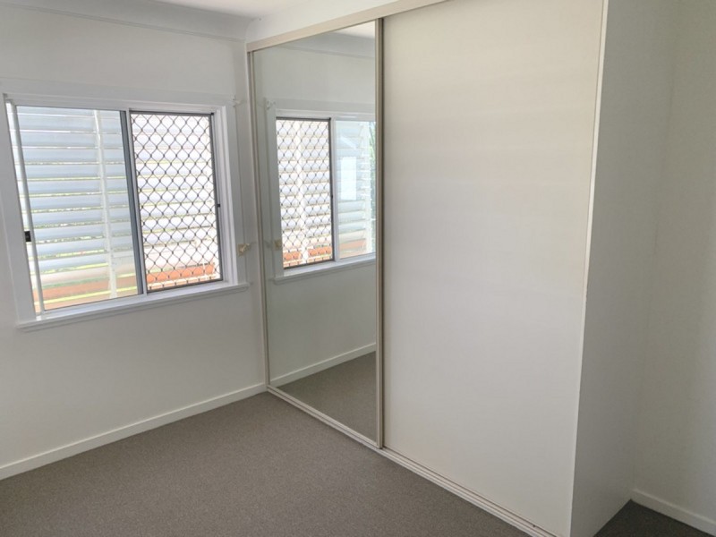 28 Curwen Terrace, Chermside QLD 4032