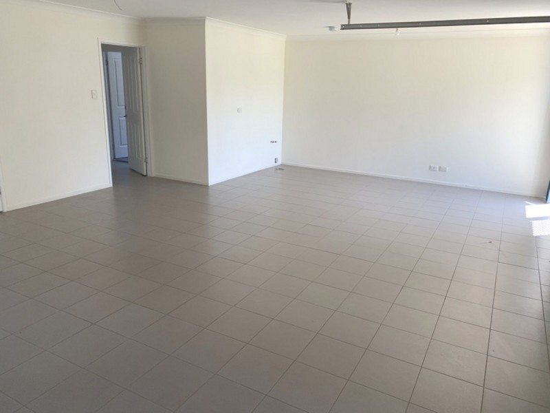 28 Curwen Terrace, Chermside QLD 4032