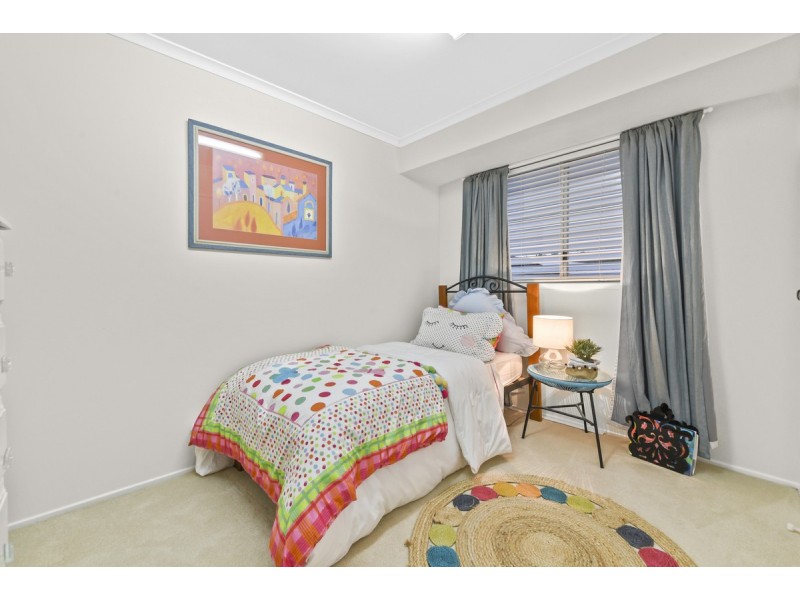 2 Allira Crescent, Carseldine QLD 4034