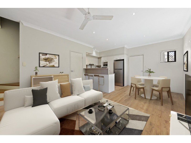 2/18 Pretoria Street, Zillmere QLD 4034