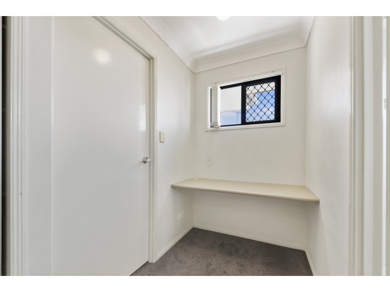 2/18 Pretoria Street, Zillmere QLD 4034