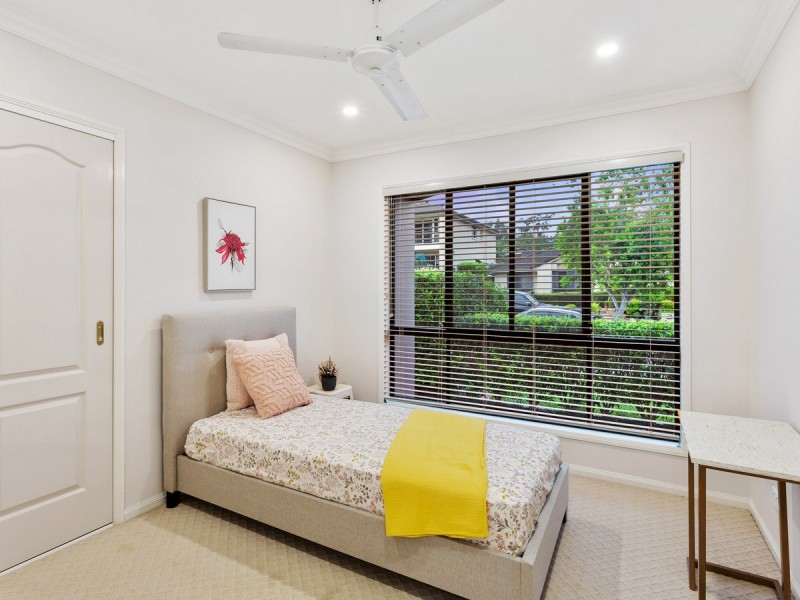 11 Dicaprio Circuit, Bridgeman Downs QLD 4035
