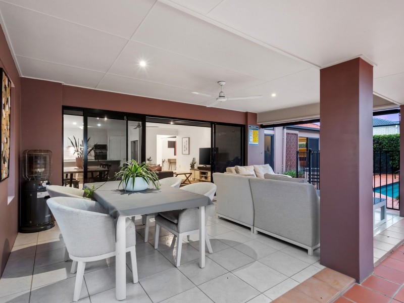 11 Dicaprio Circuit, Bridgeman Downs QLD 4035