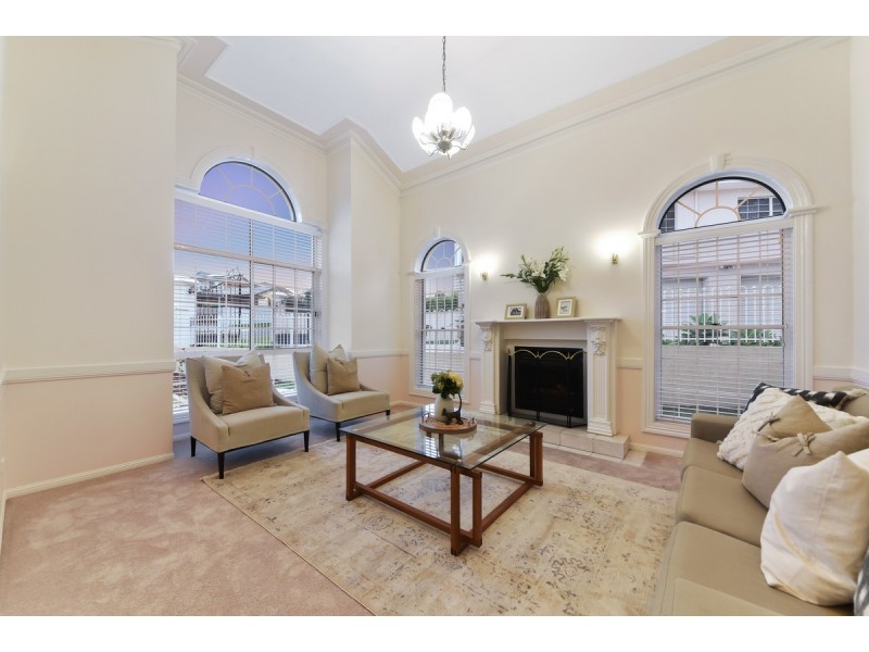 3 Sommerville Place, Chermside West QLD 4032