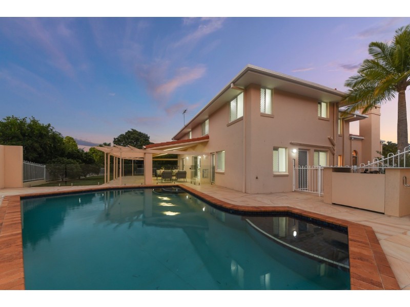 3 Sommerville Place, Chermside West QLD 4032