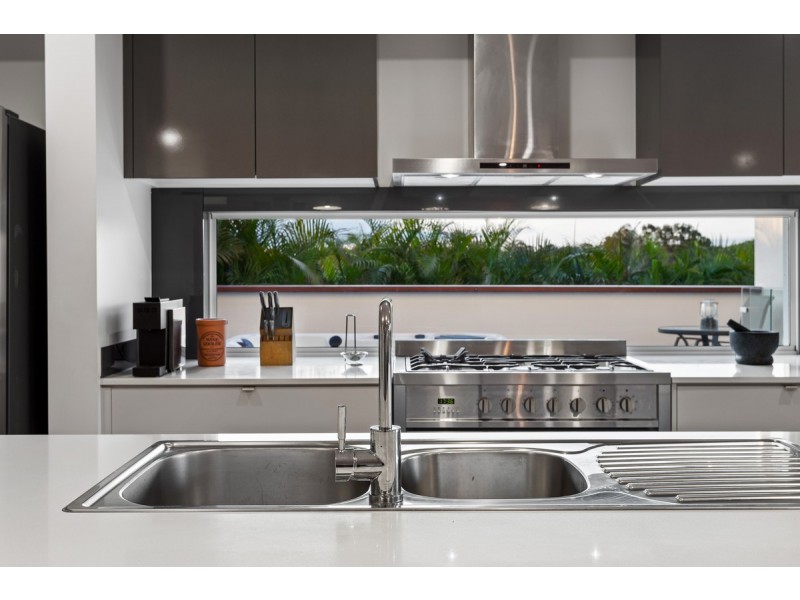 4 Beazley Circuit, Bridgeman Downs QLD 4035