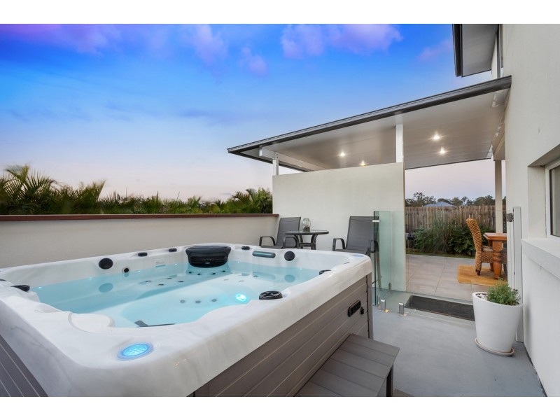 4 Beazley Circuit, Bridgeman Downs QLD 4035