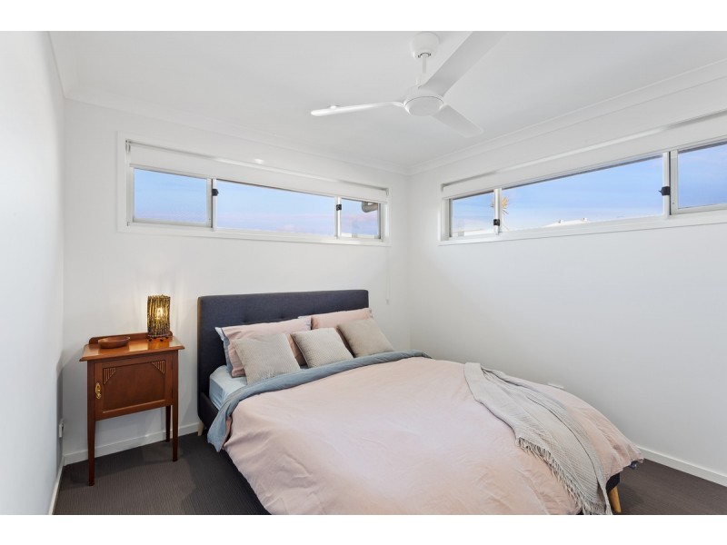 4 Beazley Circuit, Bridgeman Downs QLD 4035