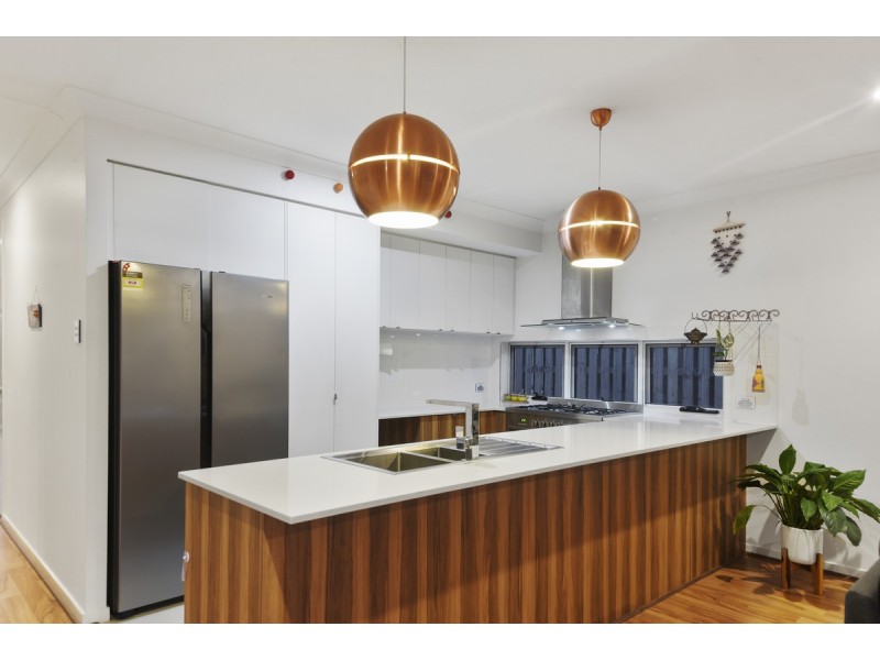 13 Blue Mountains Crescent, Fitzgibbon QLD 4018