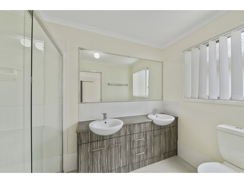68 Winlock Circuit, Warner QLD 4500