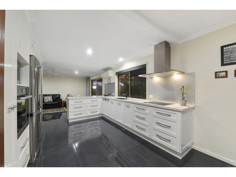 9 Marri Street, Aspley QLD 4034